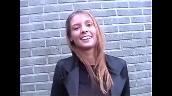 गर्म Flemish Stephanie fucked in a car (Belgian Stephanie fucked in car सबसे अच्छा वीडियो