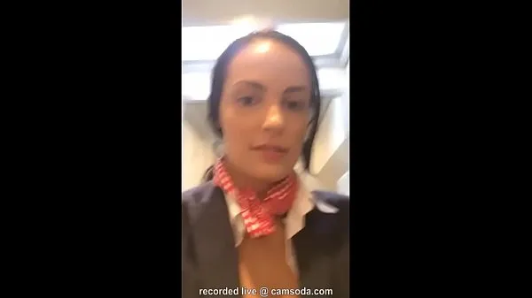 Vroči Flight attendant uses in-flight wifi to cam on camsoda najboljši videoposnetki