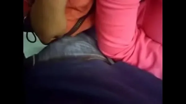 Lund (penis) caught by girl in bus