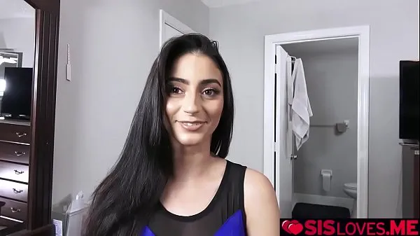 Heta Jasmine Vega asked for stepbros help but she need to be naked bästa videoklippen