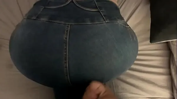I cum in my wife's pants with a tremendous ass Video terbaik hangat