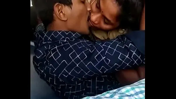 Populaire Indian train sex beste video's