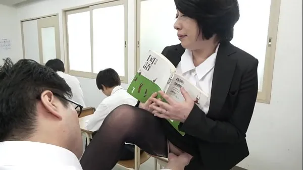 Hot Maiko had a physical relationship with her student, knowing that she shouldn't. Recently, it has become related in the school, and Maiko was crazy about having sex with her students in the classroom and toilet best Videos