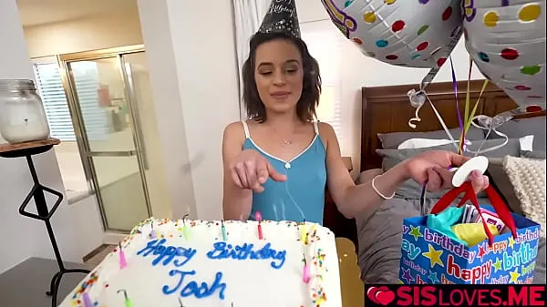 Горячие Джошуа Льюис празднует день рождения с аппетитной киской Арии Валенсии лучшие видео