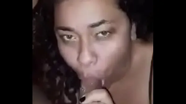Naughty sucking her dick Video terbaik hangat