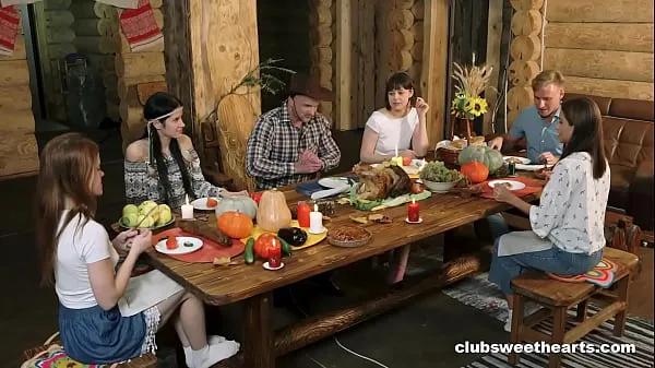 Горячие Ужин на День Благодарения превратился в гребаную фиесту от ClubSweethearts лучшие видео