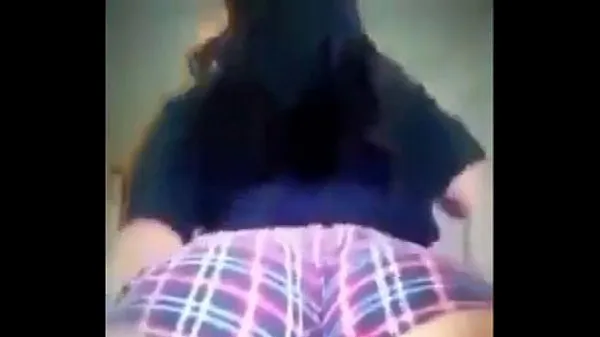 Thick white girl twerking Video terbaik terpopuler